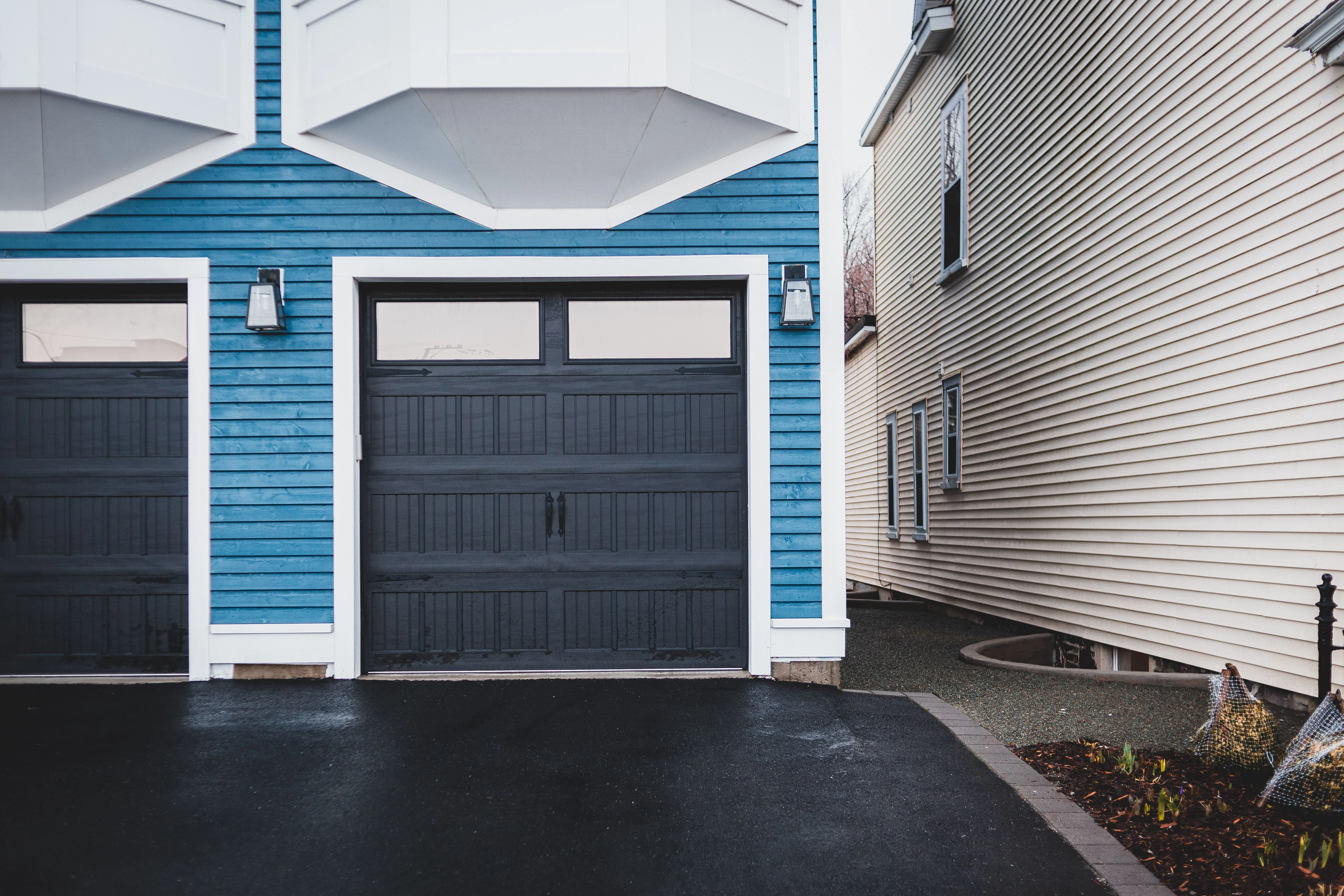 Residential garage door in Keller